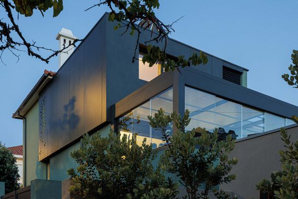 PI House