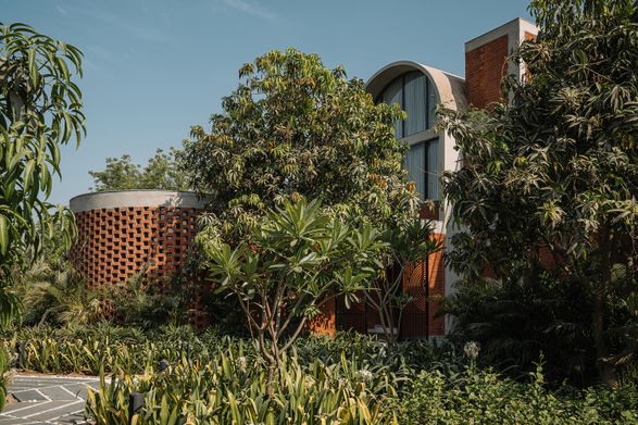 Teen Vaults House