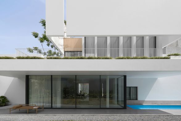 DOM House