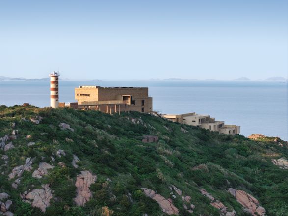 Lost Villa · Huanglong Island Lighthouse Hotel
