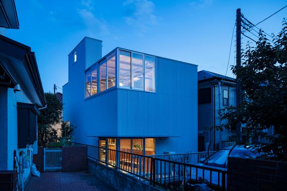 Chigasaki House