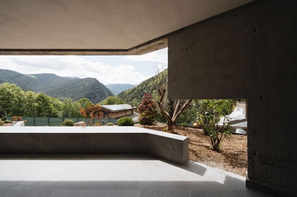 Villa W