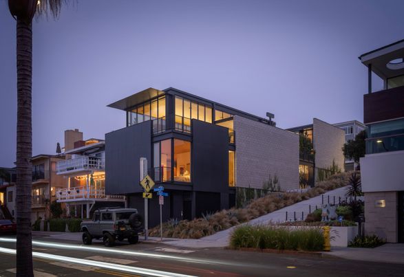 Manhattan Beach Residence