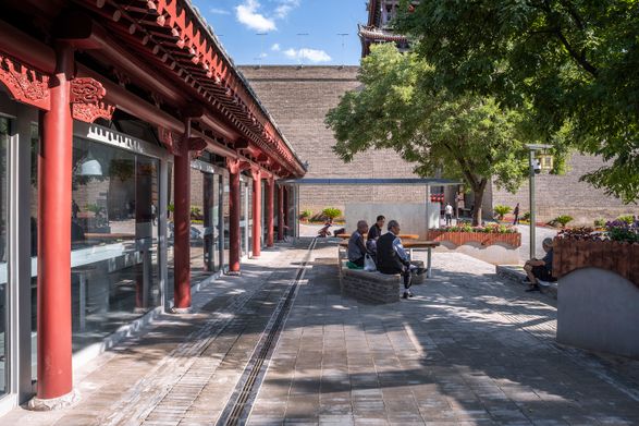 Intervention Of The Yulin Courtyard House