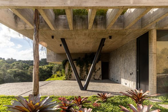 House 258