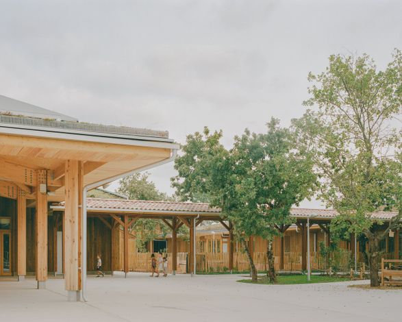 Elisabeth And Robert Badinter Elementary School