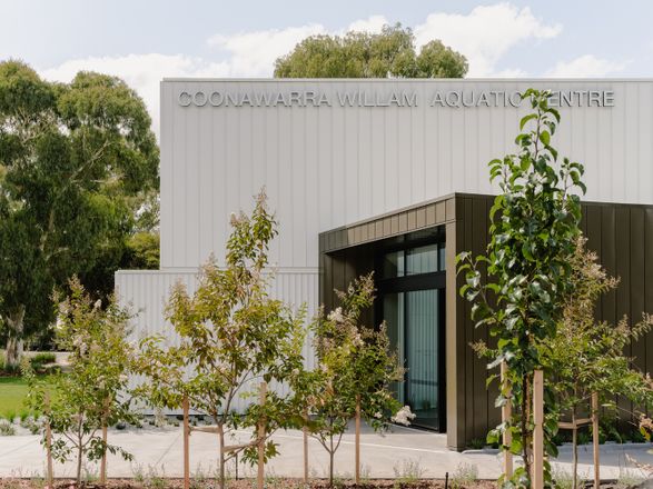 Coonawarra Willam Aquatic Centre - Ivanhoe Grammar School
