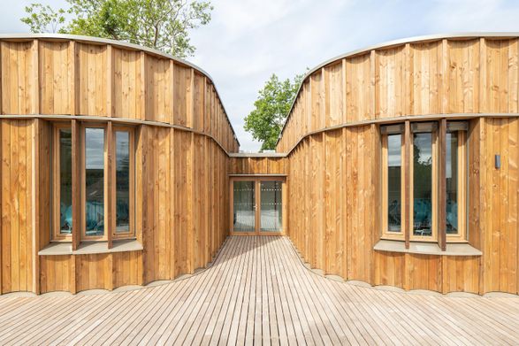 Hélène Carrère D'encausse School