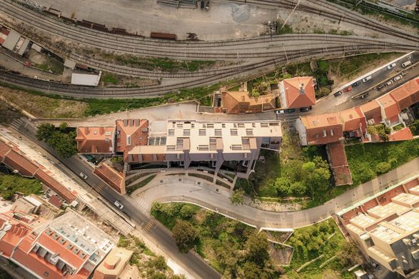 Montisnava Residential Building