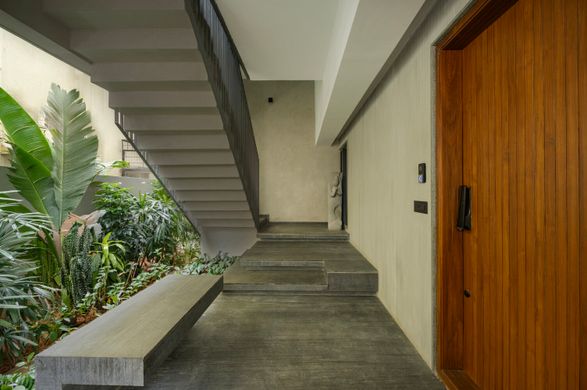 Heirlooms In Concrete