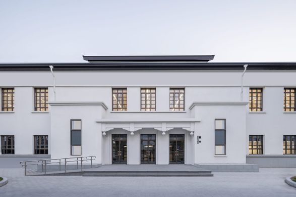 Shanghai Business School Caobao Road Campus - Simply Converted