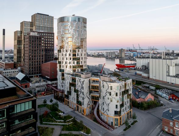 Træ High-rise Building