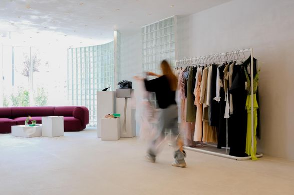 Erosion Buzë Mustaqe Showroom