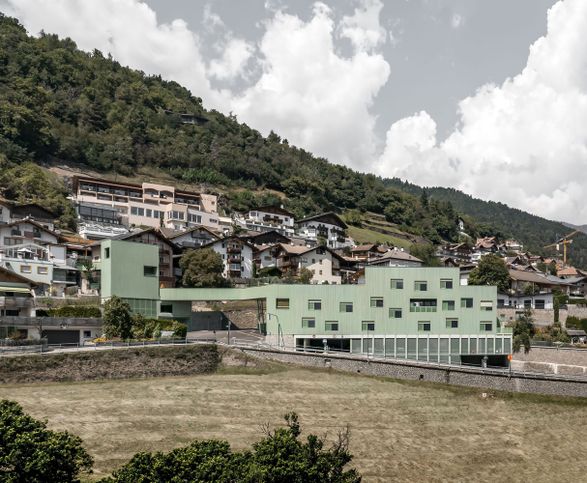 Kindergarten And Daycare Center In Barbiano
