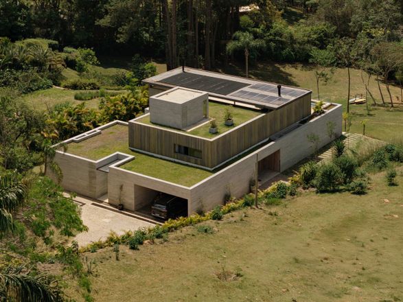 JL Dam House