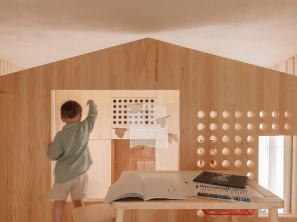 Treehouse Apartment