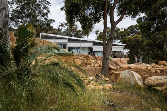 Rapid Close House