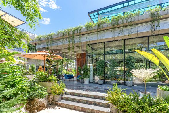 Phum Sambo Café & Eatery
