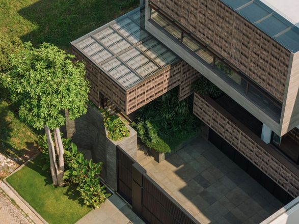 Jt Residence