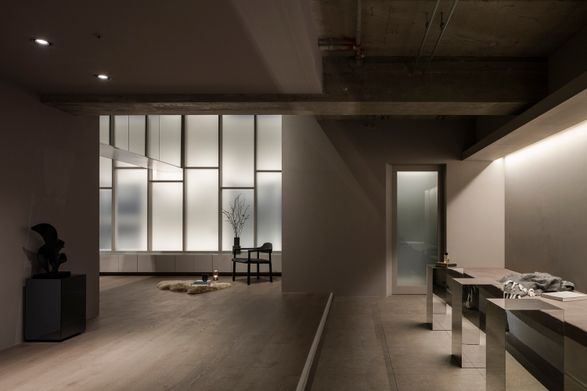 Room 1101 / Form