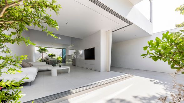 F10 House