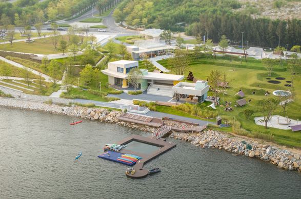 Nerve Lab. Experimental Sports Support Buildings On Double Happiness Island