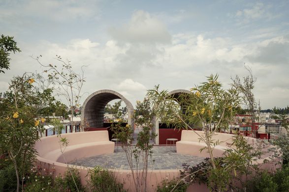 Rosadoce Commercial Building