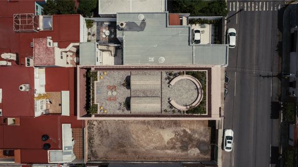 Rosadoce Commercial Building