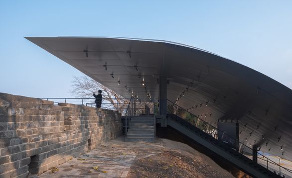Jingzhou City Wall Archaeological Site Exhibition Pavilion