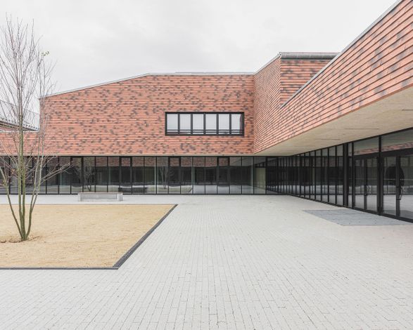 Primary School Krampnitz