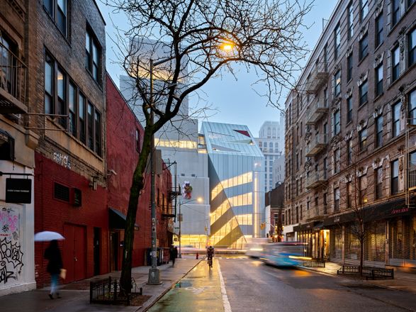 New Museum Of Contemporary Art