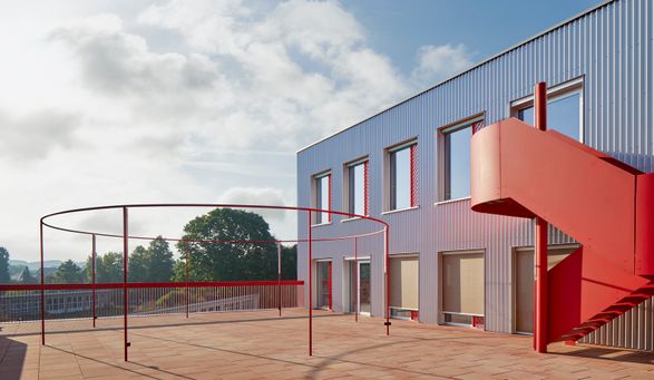De Nova Secondary School