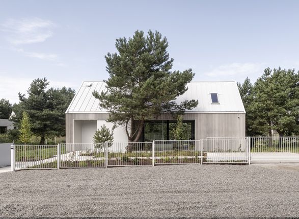 Kownatki Lake House