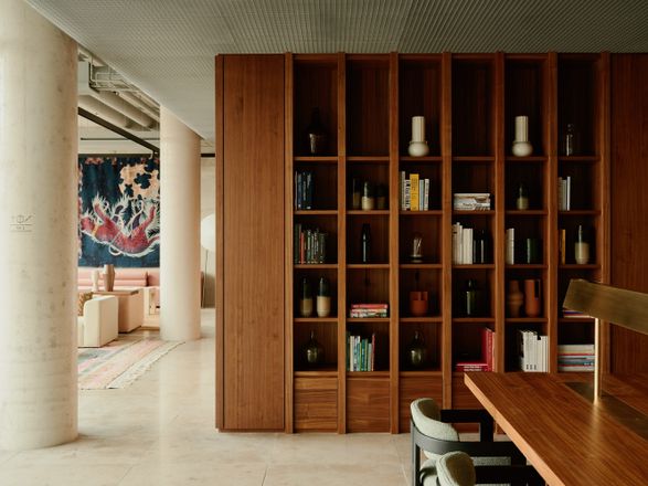 C1 Workplace