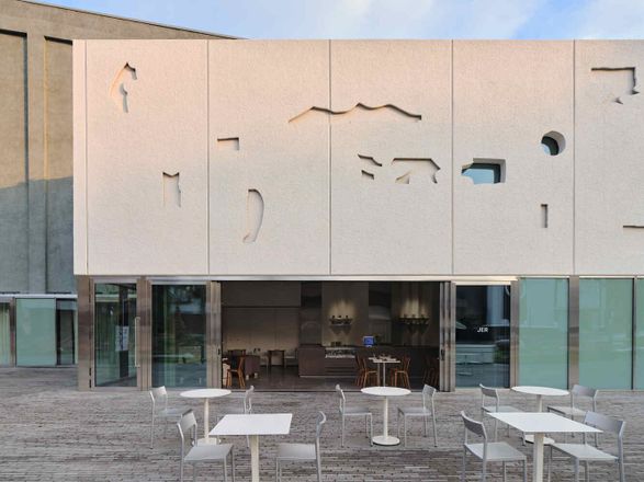 Jer Café At Tselinny Center Of Contemporary Culture