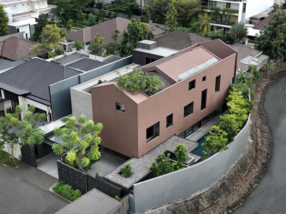 El House