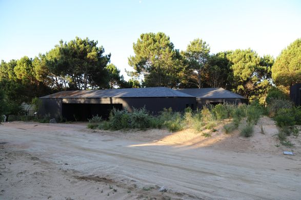 Laguna Escondida House