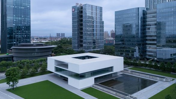 MIDEA Science Center