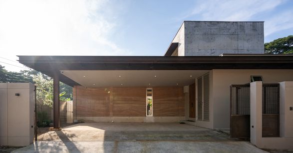 The Terrace House