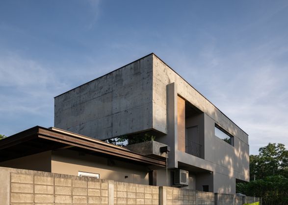 The Terrace House