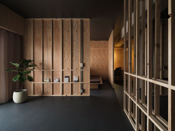 Six-grid House In Osaka