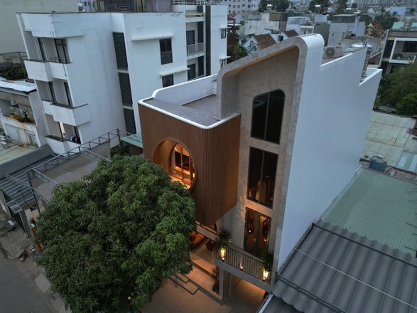 Vesp House