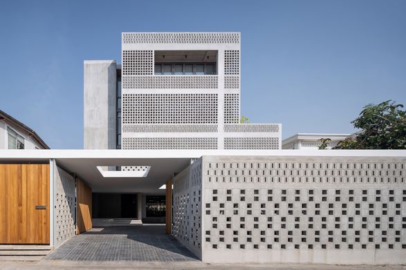 Sailom House