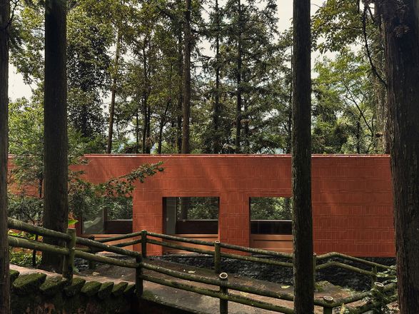 Qing Shui Meditation Retreat Center