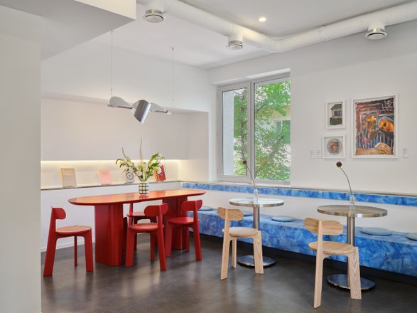 Collab Cafe & Concept Store