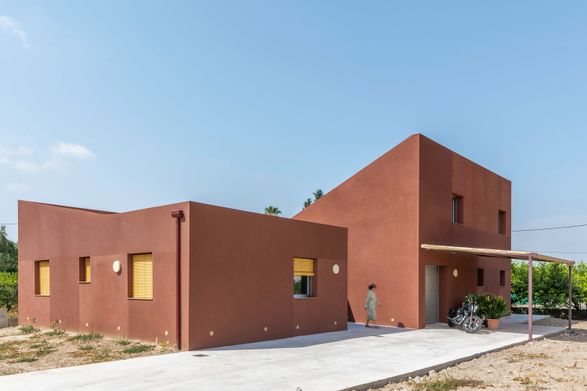 Arena Bruja House