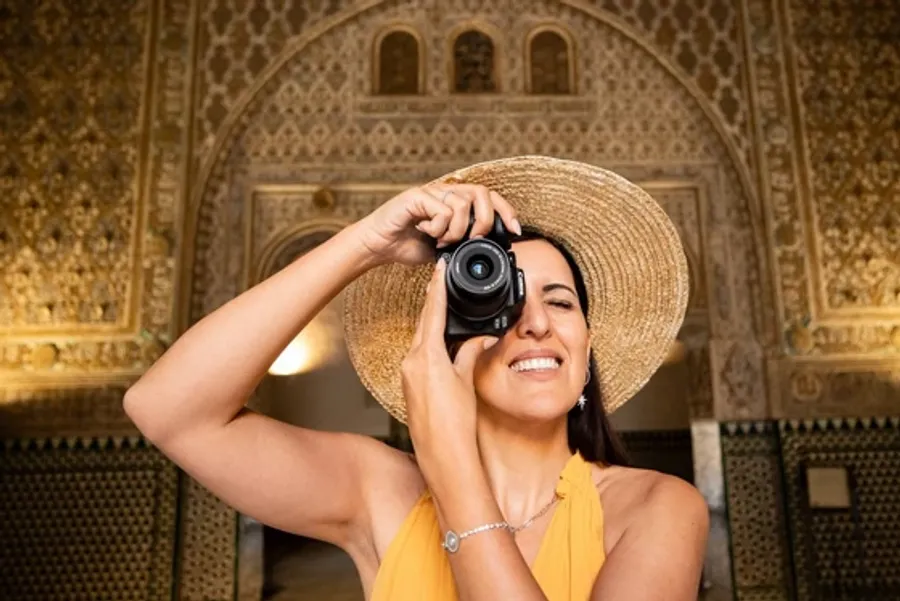Canon Eos R10  Cameras
