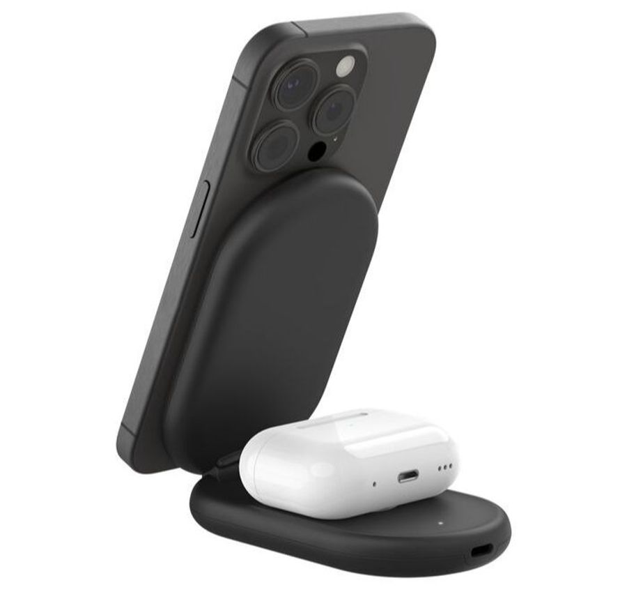 Belkin 2-in-1 Magnetic Foldable Wireless Charger with Qi2 15W Power Station