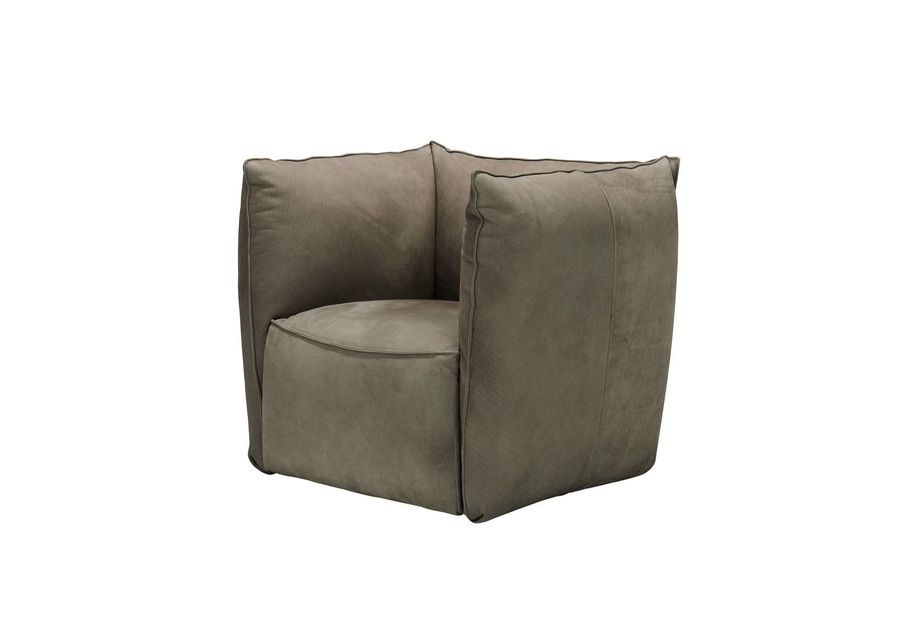 Jess Vasa Chair