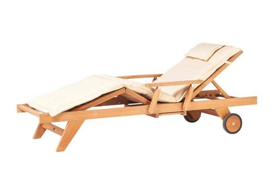 Traditional Teak Leah Lounger